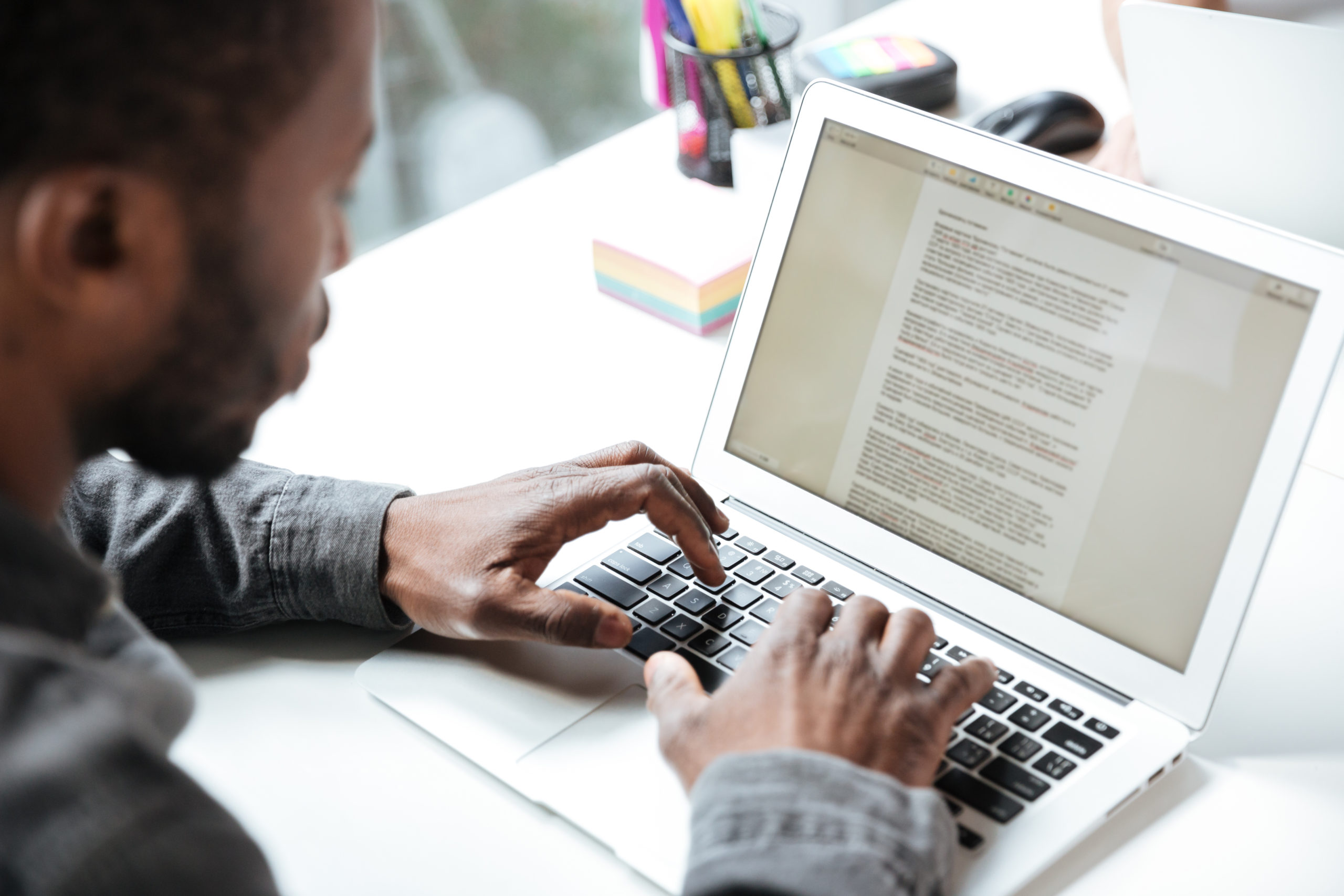 Content writing vs copywriting comparison showing attraction vs conversion